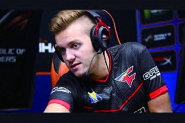 前EG辅助选手IgNar更推求职：我很渴望重返赛场